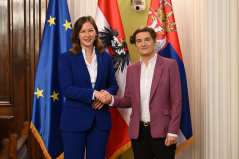 9. октобра 2025. Председница Народне скупштине и министарка за Европу, интеграције и породицу Републике Аустрије 