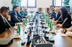 30. мај 2025. Учесници састанка (© https://pspen.psp.cz/)