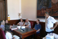 13. avgust 2019. Prof. dr Ljubiša Stojmirović u razgovoru sa studentima