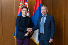 8. април 2026. Председница Народне скупштине Ана Брнабић и амбасадор Руске Федерације Александар Боцан-Харченко