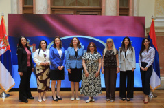 10. jun 2026. Članovi PGP sa Kanadom sa ambasadorkom Kanade u Srbiji (foto © Narodna skupština / Miloš Miškov)