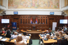 25. мај 2026. Председник Одбора за финансије, републички буџет и контролу трошења јавних средстава на регионалној конференцији Државне ревизорске институцији (фото © Народна скупштина / Милош Мишков)  