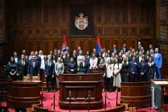 26. maj 2026. Novoizabrani javni tužioci sa predsednicom Narodne skupštine (foto © Peđa Vučković)
