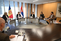 29. maj 2026. Predsednica Narodne skupštine sa članovima Odbora za spoljnu politiku parlamenta Kneževine Andore (foto © Peđa Vučković)